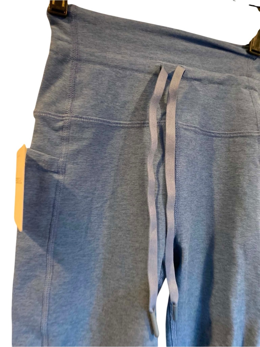 NWT Beyond Yoga Pocket Leggings WASHED DENIM Size: Small - Picture 3 of 4